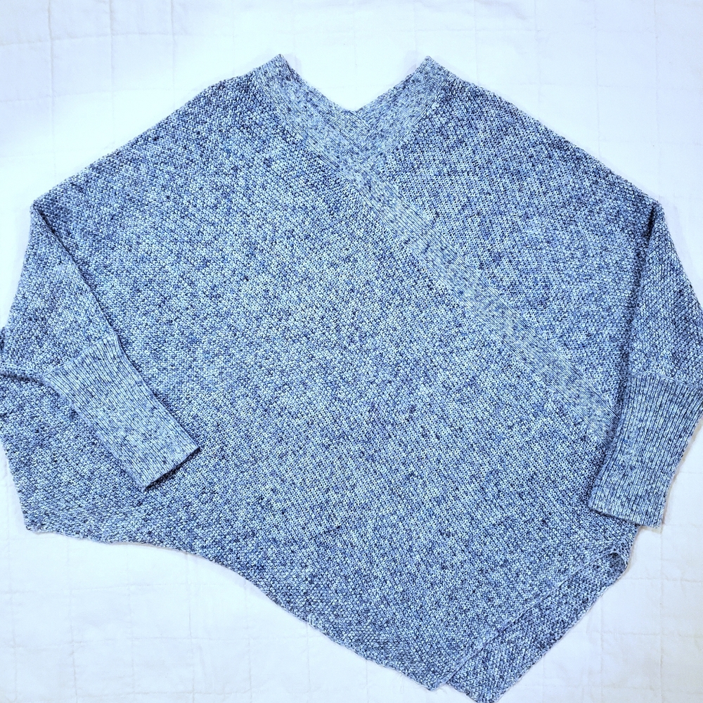 Lou & Grey Poncho Style Sweater Size M